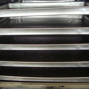 熱風循環(huán)烘箱_定制烘箱,熱風循環(huán)烘箱,中草藥,食品工業(yè)