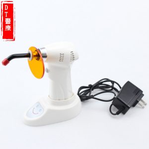 牙科光固化機_新款LED光固化機牙科光固化機齒科槍式數(shù)顯光敏燈7W大功率藍(lán)光