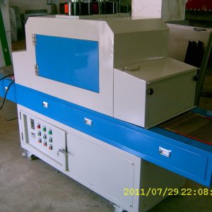 uv固化機(jī)_鏡片專用UV固化機(jī),溫度低,光照均勻性能好