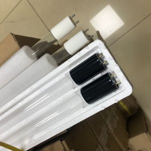 T8紫外線殺菌帶臭氧無臭氧T8UV消毒醫(yī)用家用學(xué)校專用殺菌除螨燈管