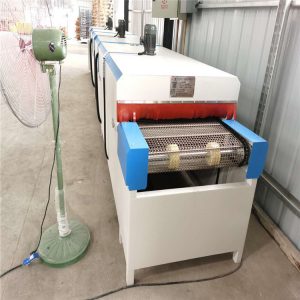 隧道爐固化水分膠烘干爐玻璃絲印烘干設備工業(yè)用帶式干燥設備