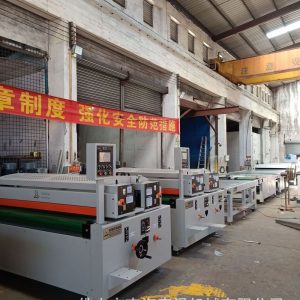 UV三聚氰胺板滾涂固化機(jī)生產(chǎn)廠家雙棍滾壓無泡光油機(jī)